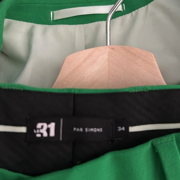 Simons Green Suit - Picture 4 of 4